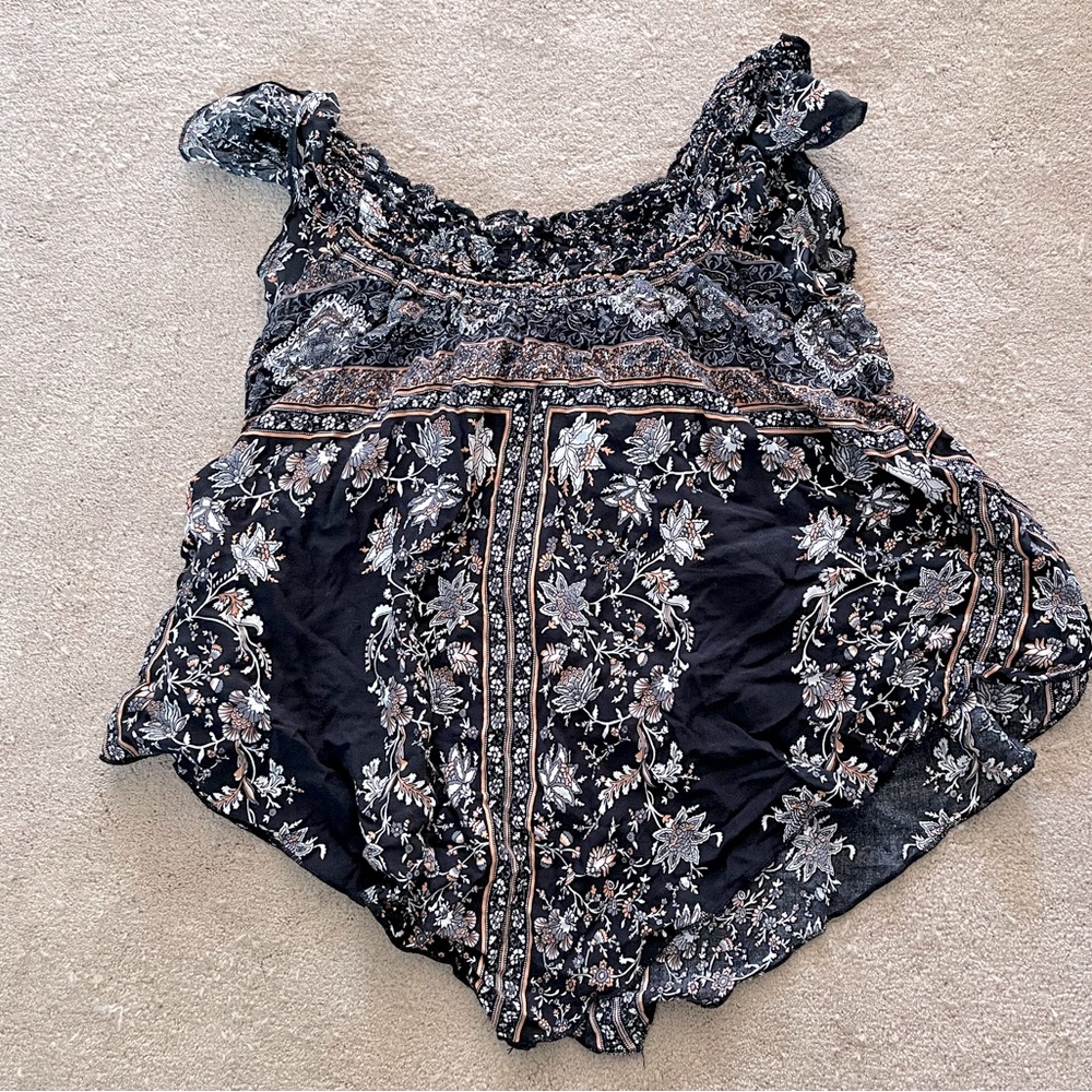 Charlotte Russe sleeveless top, size small